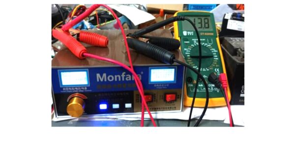 汽機車 電瓶充電器12V-24V ,12~24V鋰電瓶充電器,2V-24V蓄電池充電器,電瓶充電器