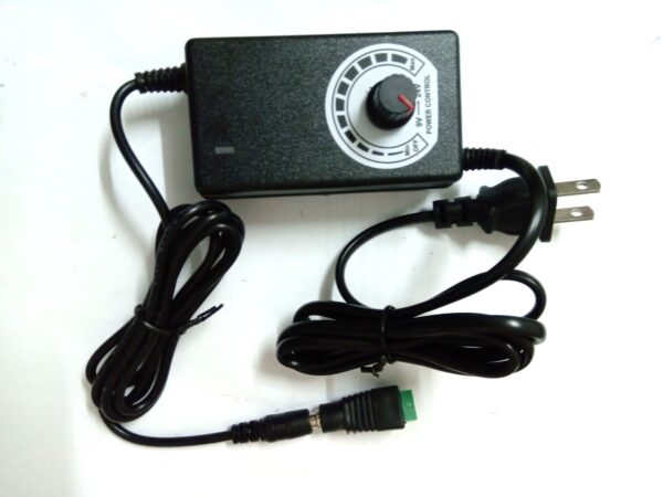 AC110V~220V 轉DC9V~24V 1A 可調式變壓器