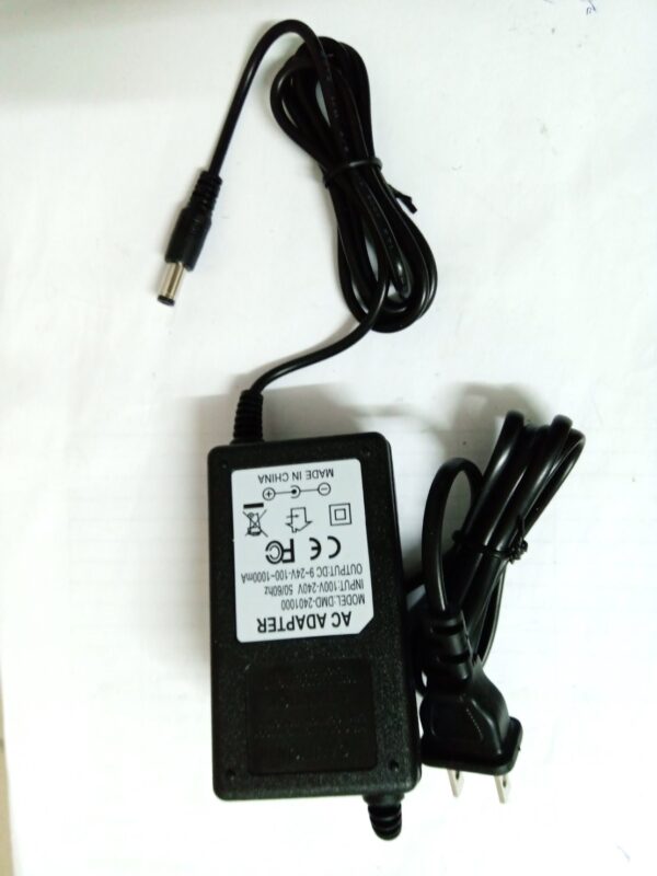 AC110V~220V 轉DC9V~24V 1A 可調式變壓器