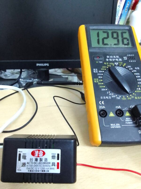 Ac100-240v轉Dc12v 1200mA燈具變壓器