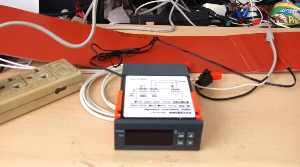 AC110V/190W軟性電熱片搭配溫度控制器,溫度控制電熱片,溫度控制軟性電熱片