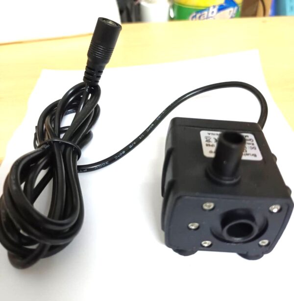 DC16~24V 沉水馬達最大流量：240L/H,沉水馬達,抽水馬達,水箱沉水馬達