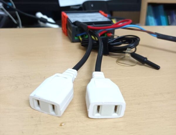 AC220V插座型冷熱切換水族溫度探頭溫度控制器,插座型溫度控制器,冷熱兩接點插座型溫度控制器