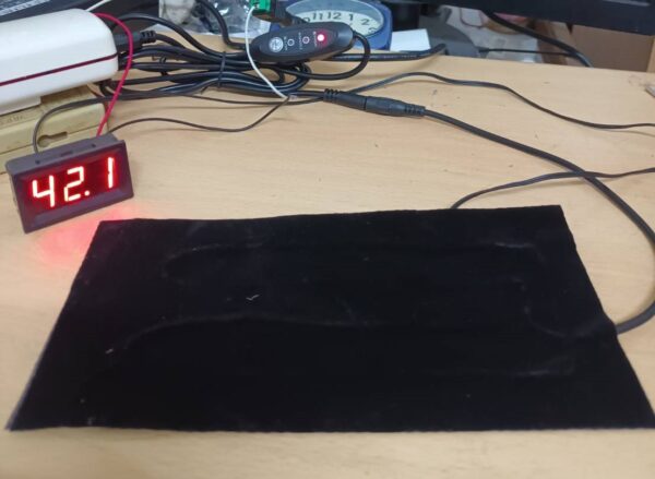 DC5VUSB接頭帶溫度時間控制發熱片 10cm*20cm,發熱片,電熱片,發熱線發熱片,保暖片 (複製)